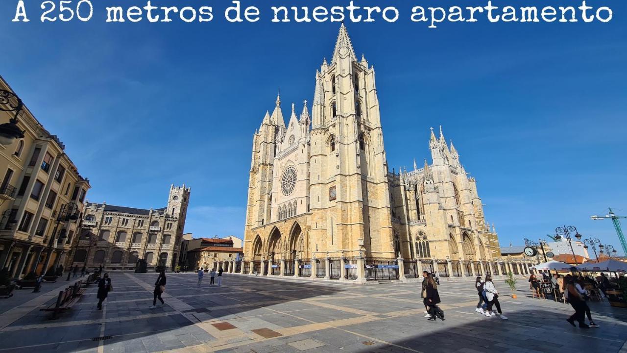 Ferienwohnung Www Sanmartinplaza Es En El Corazon Del Casco Historico León Exterior foto