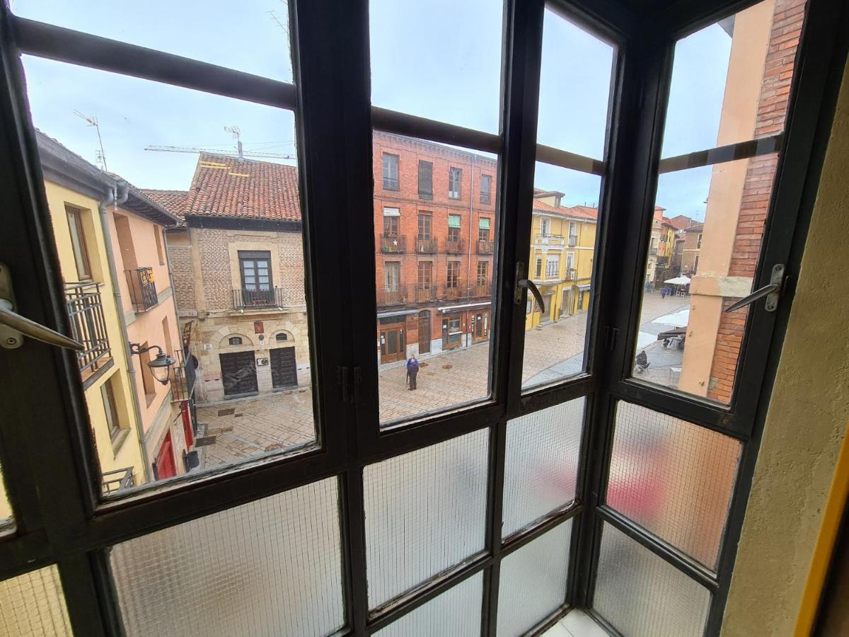 Ferienwohnung Www Sanmartinplaza Es En El Corazon Del Casco Historico León Exterior foto