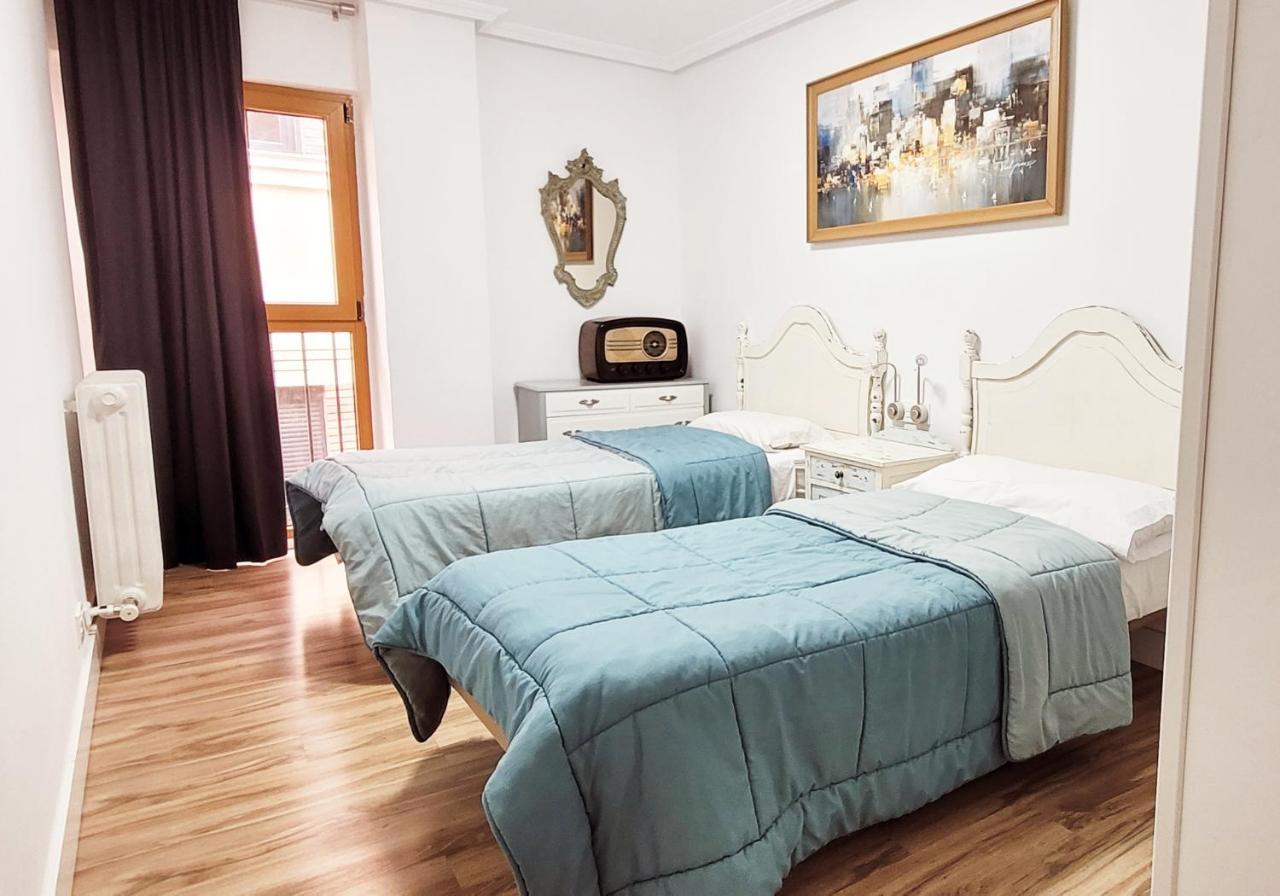 Ferienwohnung Www Sanmartinplaza Es En El Corazon Del Casco Historico León Exterior foto